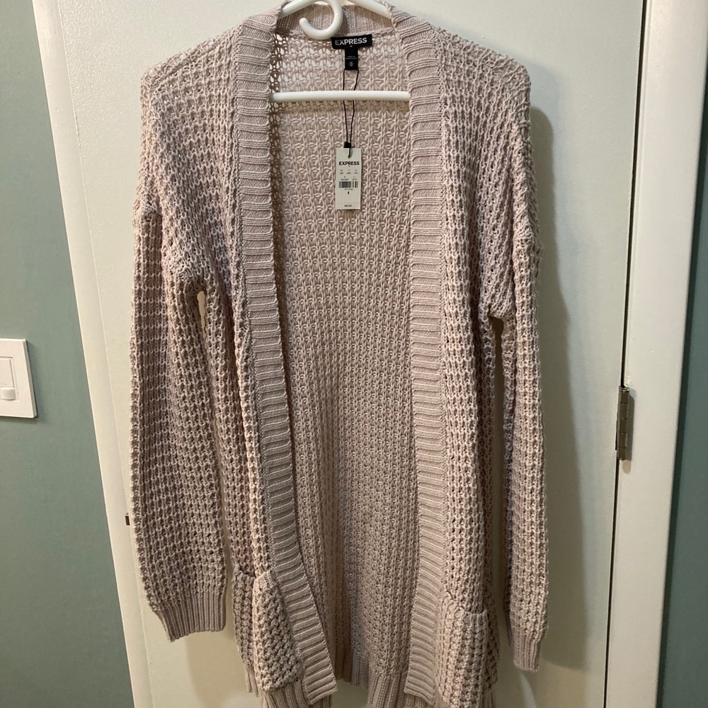 New with tags light pink Express top